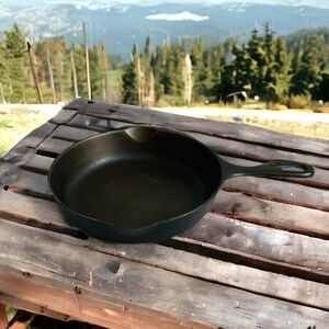 VNTG Cookware Wagner Ware Sidney Black Cast Iron Grill Pan SKILLET Grill Baker